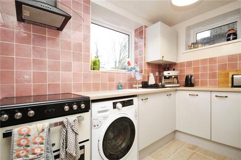 2 bedroom apartment to rent, Selhurst Road, London, SE25