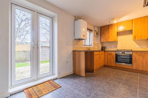 undefined, Pasteur Drive, Swindon SN1