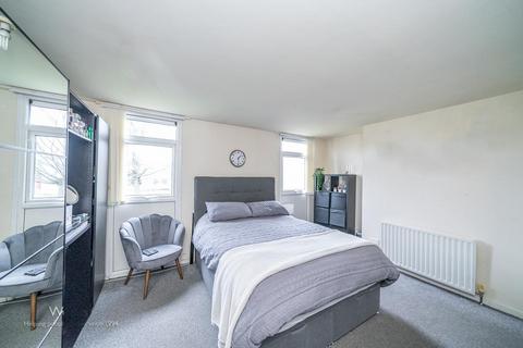 3 bedroom end of terrace house for sale, Broad Lane Gardens, Walsall WS3