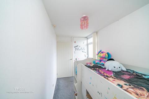 3 bedroom end of terrace house for sale, Broad Lane Gardens, Walsall WS3