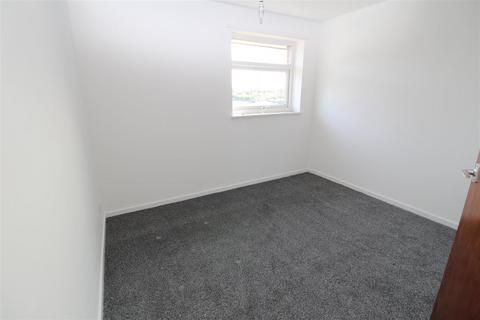 2 bedroom flat to rent, Kenilworth, Newcastle Upon Tyne