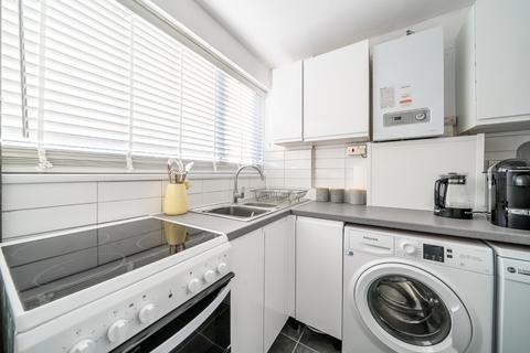 1 bedroom flat for sale, Hewett Close, Titchfield, Hampshire, PO14