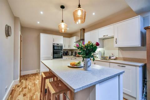 9 Cameron Grove, York, YO23 1LE