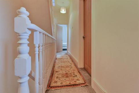 9 Cameron Grove, York, YO23 1LE