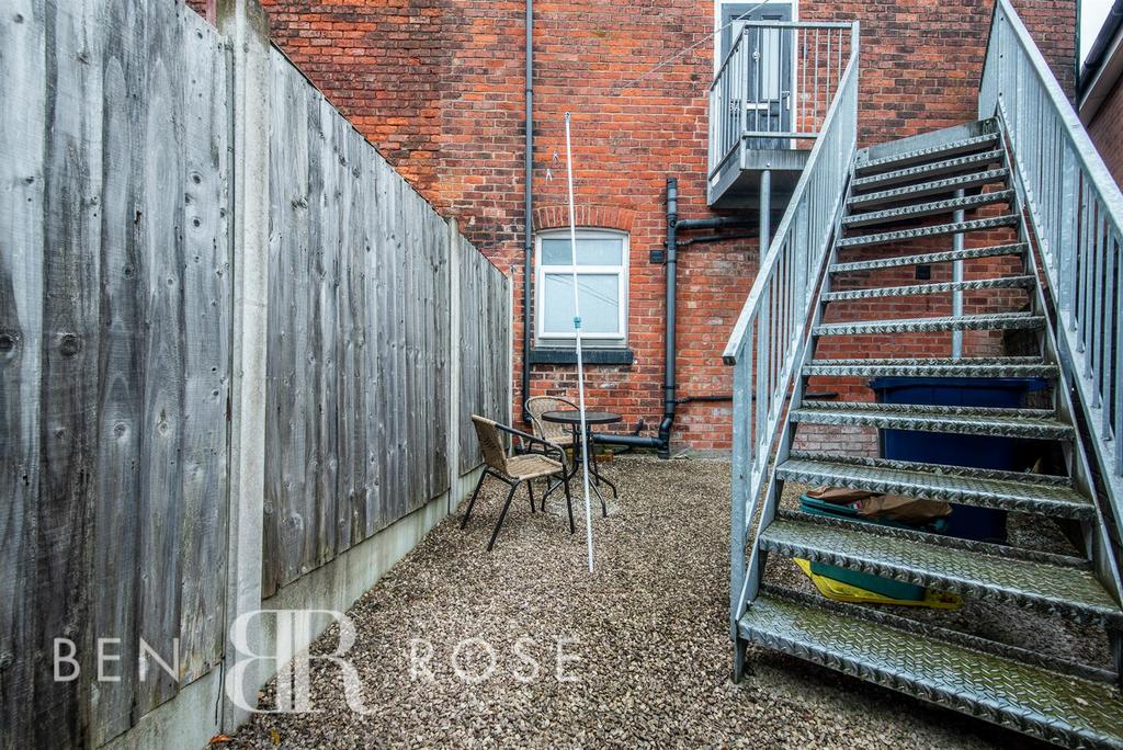 Yard/External Access
