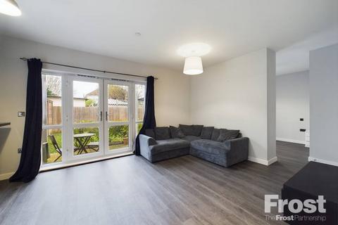 1 bedroom apartment for sale, York Way, Feltham, Middlesex, TW13