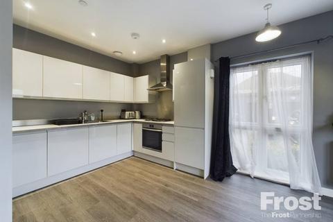 1 bedroom apartment for sale, York Way, Feltham, Middlesex, TW13