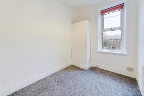 3 bedroom apartment for sale, Queen Alexandra Road, North Shields