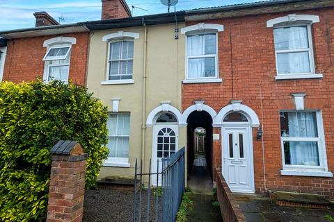 2 bedroom terraced house to rent, Chestnut Street, Worcester WR1