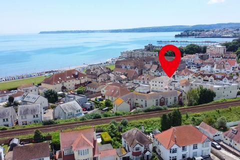 2 bedroom apartment to rent, Manor Road Paignton