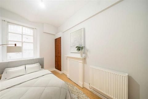 3 bedroom flat to rent, Kensington Gore, London SW7