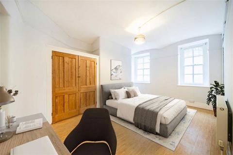 3 bedroom flat to rent, Kensington Gore, London SW7