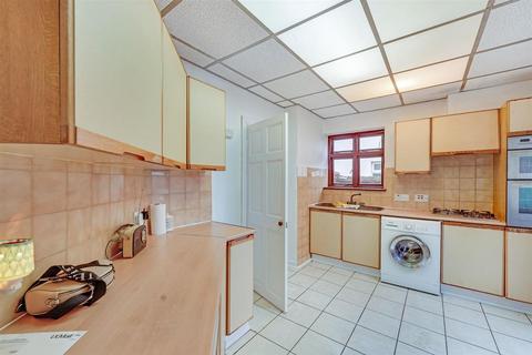 3 bedroom semi-detached house for sale, Chittys Lane, Essex