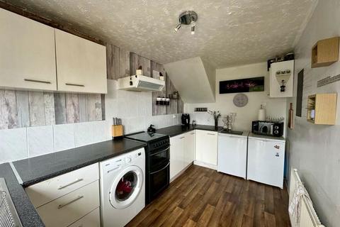 2 bedroom semi-detached house for sale, Sycamore Road, Carlton-in-Lindrick, Worksop, Nottinghamshire, S81 9JJ