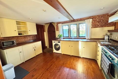 3 bedroom semi-detached house for sale, The Heywood, Diss, IP22 5TB