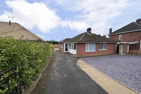 3 bedroom detached bungalow for sale, Lakin Road, Warwick CV34