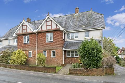 2 bedroom ground floor flat for sale, Hawkhurst Road, Cranbrook TN17