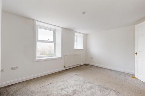 3 bedroom terraced house to rent, Grove Road, Portland