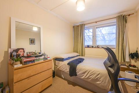 3 bedroom flat for sale, Mile End Road, London E3