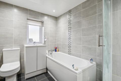 11 Berryknowes Road, Glasgow, G52 2BJ