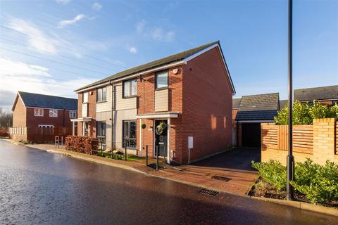 3 bedroom semi-detached house to rent, Shotton View, Great Park, Newcastle Upon Tyne