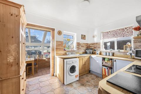 2 bedroom detached bungalow for sale, Chyngton Gardens, SEAFORD