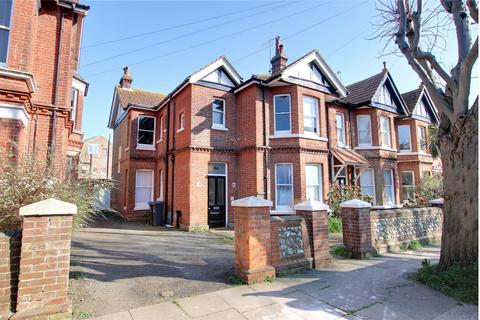 2 bedroom flat for sale, Warwick Gardens, Worthing, West Sussex, BN11