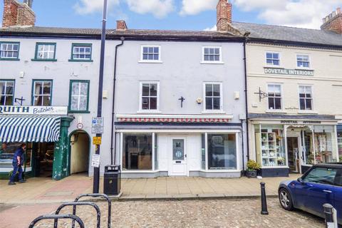 Cafe to rent, Market Place, Bedale, North Yorkshire, DL8