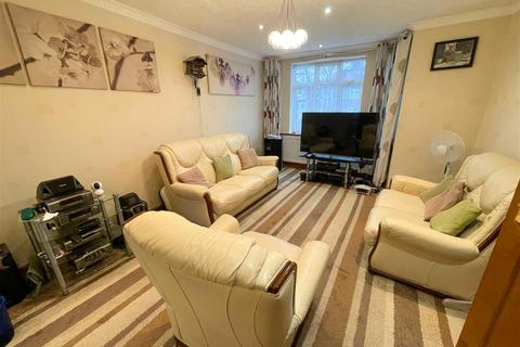 3 bedroom house for sale, Riverdene, Edgware