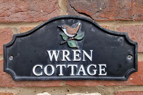 2 bedroom cottage to rent, THORNHAM