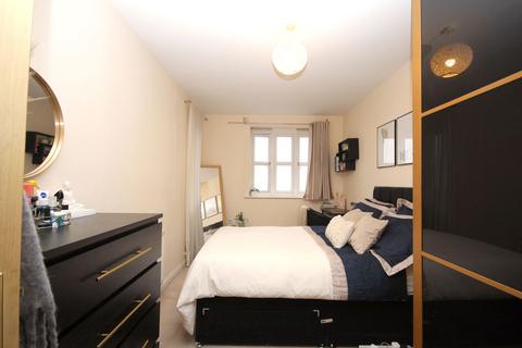 2 bedroom flat for sale, Stanley Road, South Harrow HA2