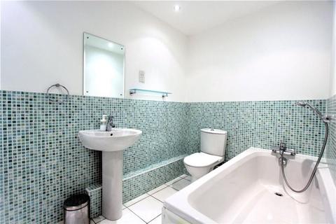 2 bedroom apartment to rent, The Avenue, Essence Court, HA9