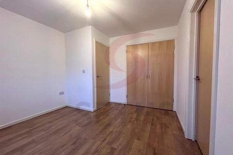 2 bedroom flat to rent, Loughborough Road, Leicester LE4