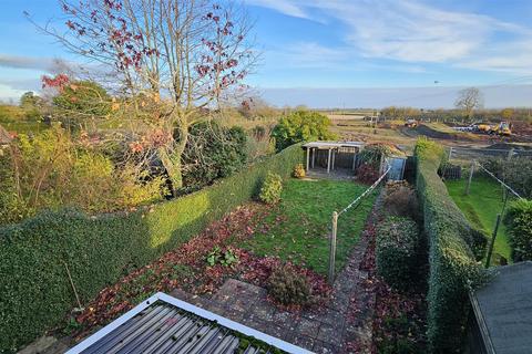 3 bedroom terraced house for sale, Holloway Close, East Bridgford