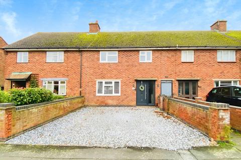 3 bedroom terraced house for sale, East Avenue, Syston, LE7