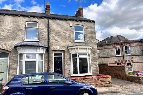 2 bedroom terraced house to rent, Nunmill Street, Scarcroft Road