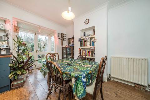 2 bedroom semi-detached house for sale, Browns Road, Surbiton KT5