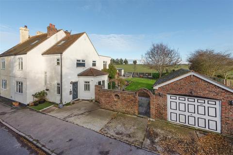 4 bedroom semi-detached house for sale, Ebbsfleet Lane North, Cliffsend, Ramsgate