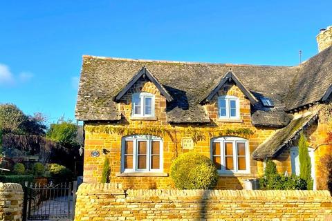 2 bedroom terraced house for sale, Main Street, Bisbrooke, Oakham