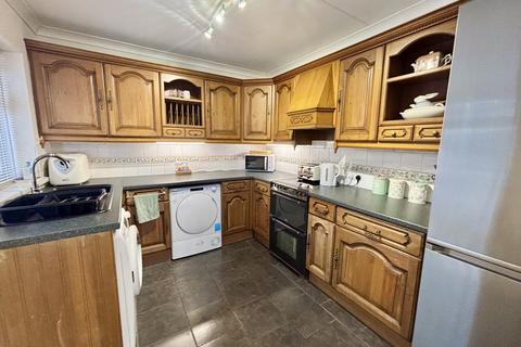 40 Delffordd, Rhos, Swansea, SA8 3EL