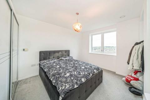 2 bedroom flat for sale, Grahame Park Way, London NW9