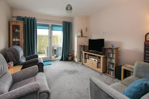 2 bedroom retirement property for sale, Theedway, Leighton Buzzard