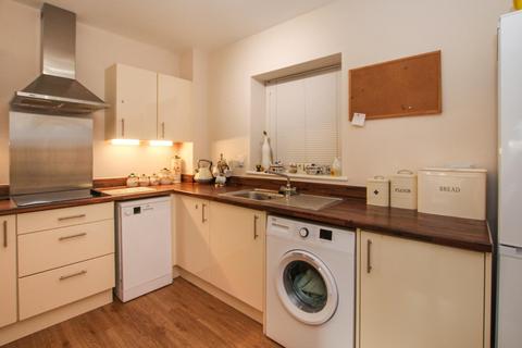 2 bedroom retirement property for sale, Theedway, Leighton Buzzard