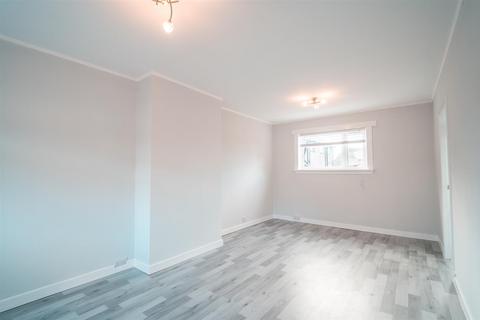 8 Brownhill Place, Dundee, DD2 4JY