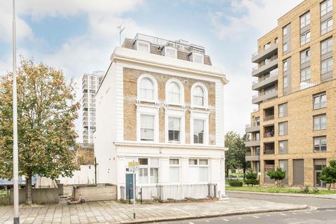 1 bedroom flat for sale, Wandsworth Road, London SW8