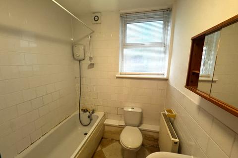 1 bedroom ground floor flat to rent, Cotehele Avenue, Plymouth PL4