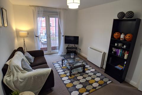 2 bedroom flat to rent, Plymouth Grove, Manchester M13