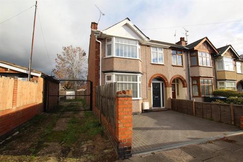 3 bedroom end of terrace house to rent, Browning Road, Coventry