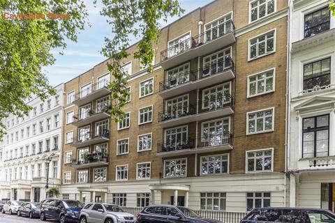 2 bedroom apartment to rent, Cleveland Square