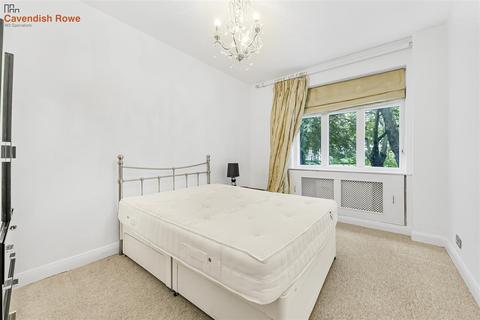 2 bedroom apartment to rent, Cleveland Square